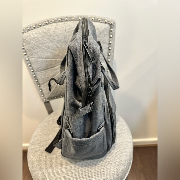 Kiddy Care Diaper Bag  Backpack BABY DIAPER BAGS  - Like New! - Picture 3 of 10